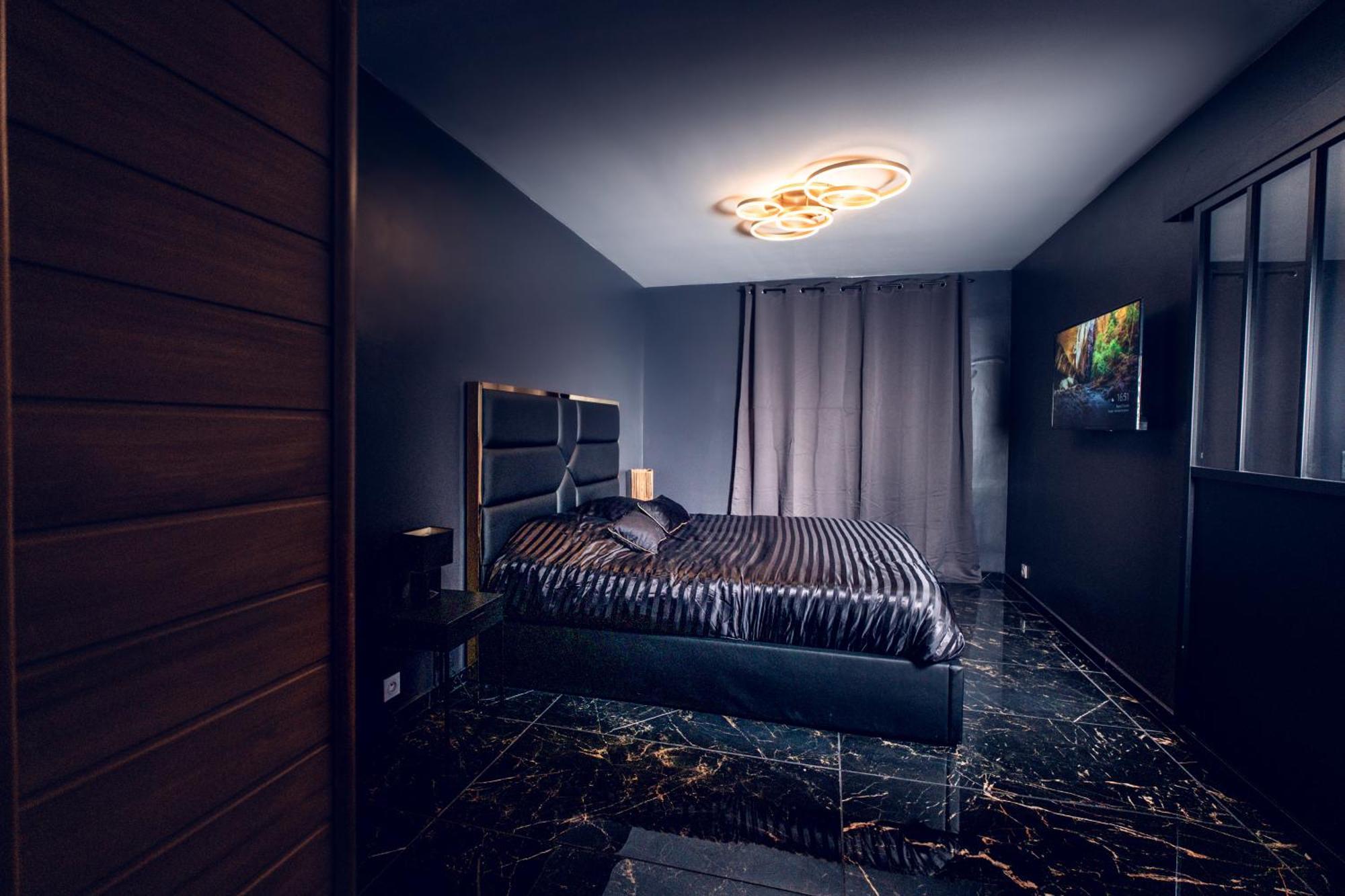 L Escale Jacuzzi Et Sauna Évreux Dış mekan fotoğraf